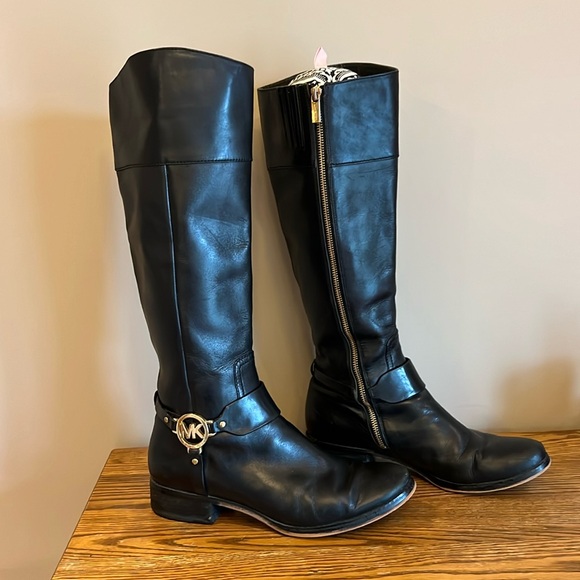 Michael Kors Shoes - Make offer! Woman’s black leather Michael Kors boots 9.5 M UGC gold accents